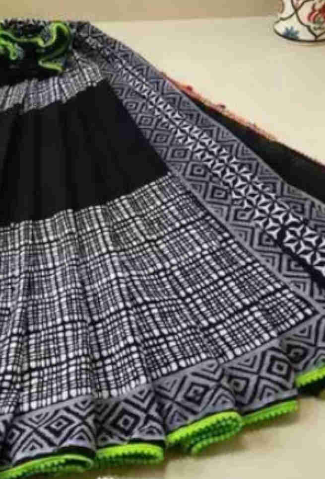 Black & Green Batik Printed Cotton Mulmul Saree