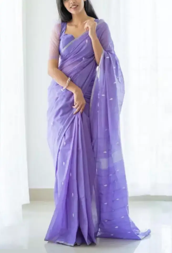 Linen Attractive Women's Saree