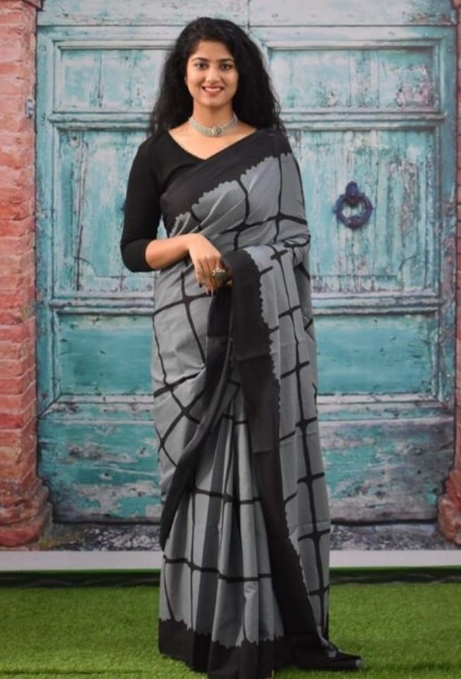 Grey & Black Jaipuri Hand Printed Checked Cotton Mulmul Saree
