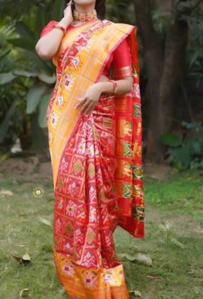 Red Pochampally Ikkat Muniya Pattu Mulmul Cotton Saree with Yellow Border