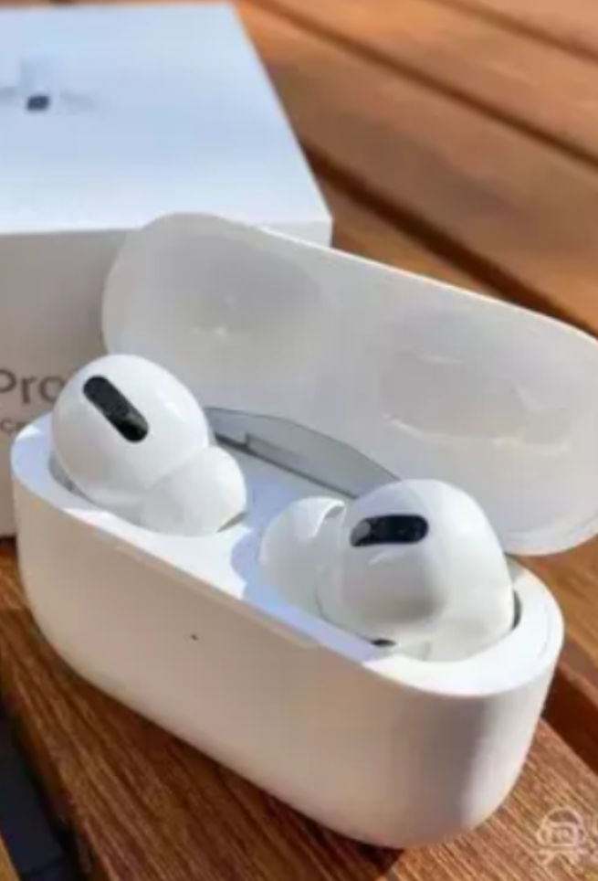 Buy White Air Pod PRO with Mag Safe Charging Case Online